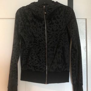 Lululemon leopard print jacket with hood Size 4